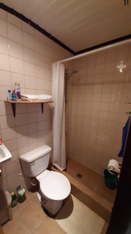 Appartamento Aruba Backpackers Oranjestad Esterno foto