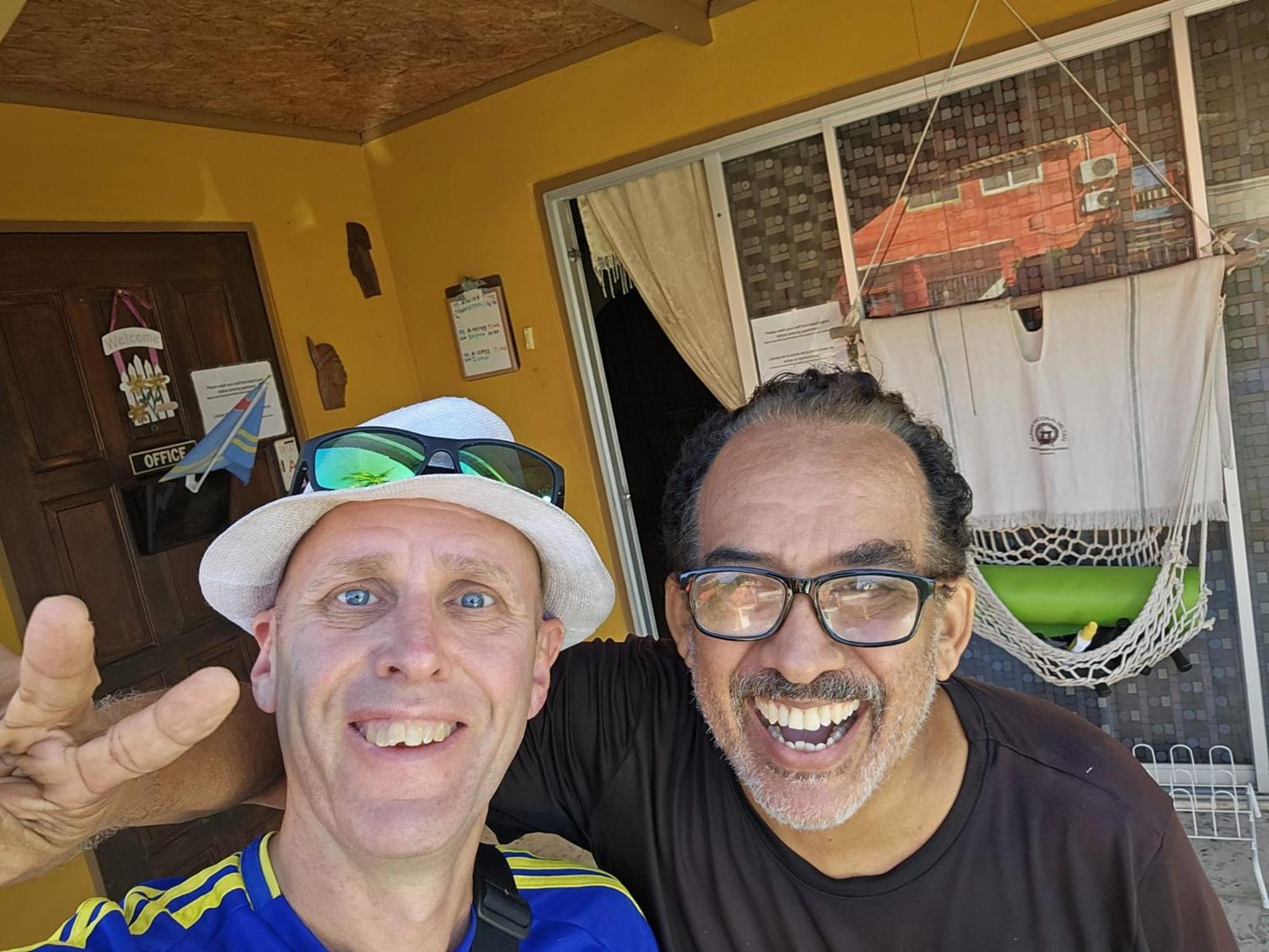 Appartamento Aruba Backpackers Oranjestad Esterno foto